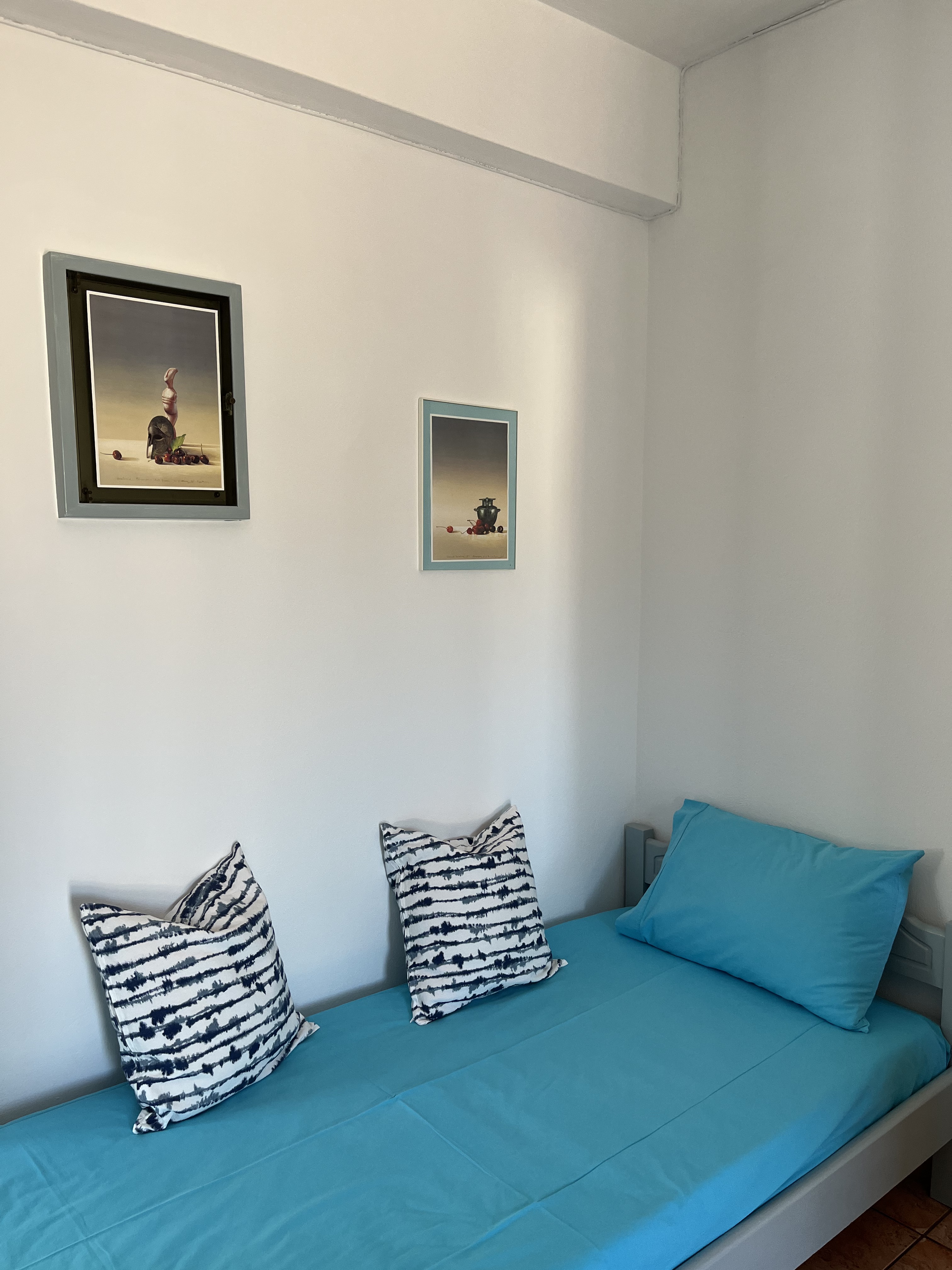 aquablueBed1