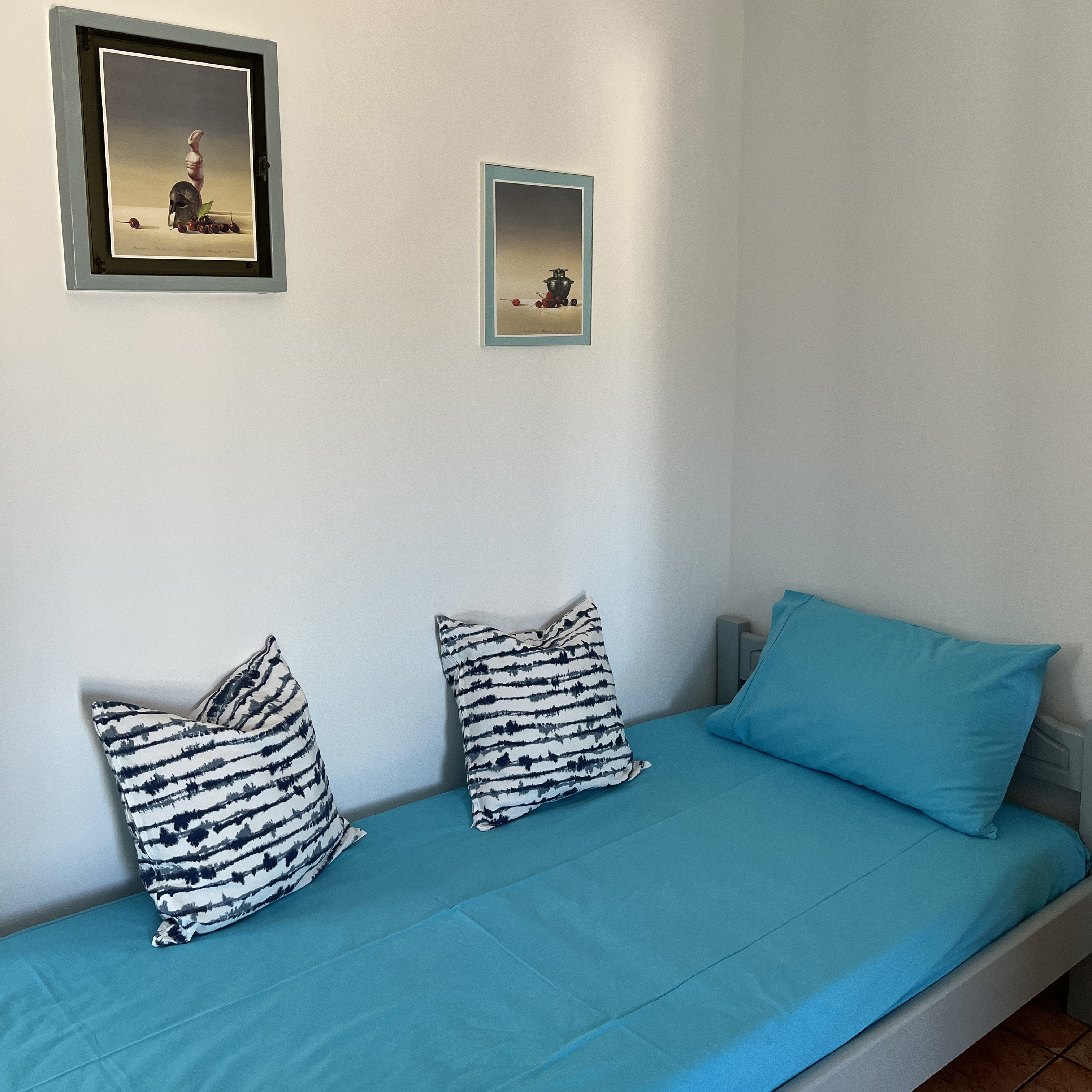 aquablueBed1