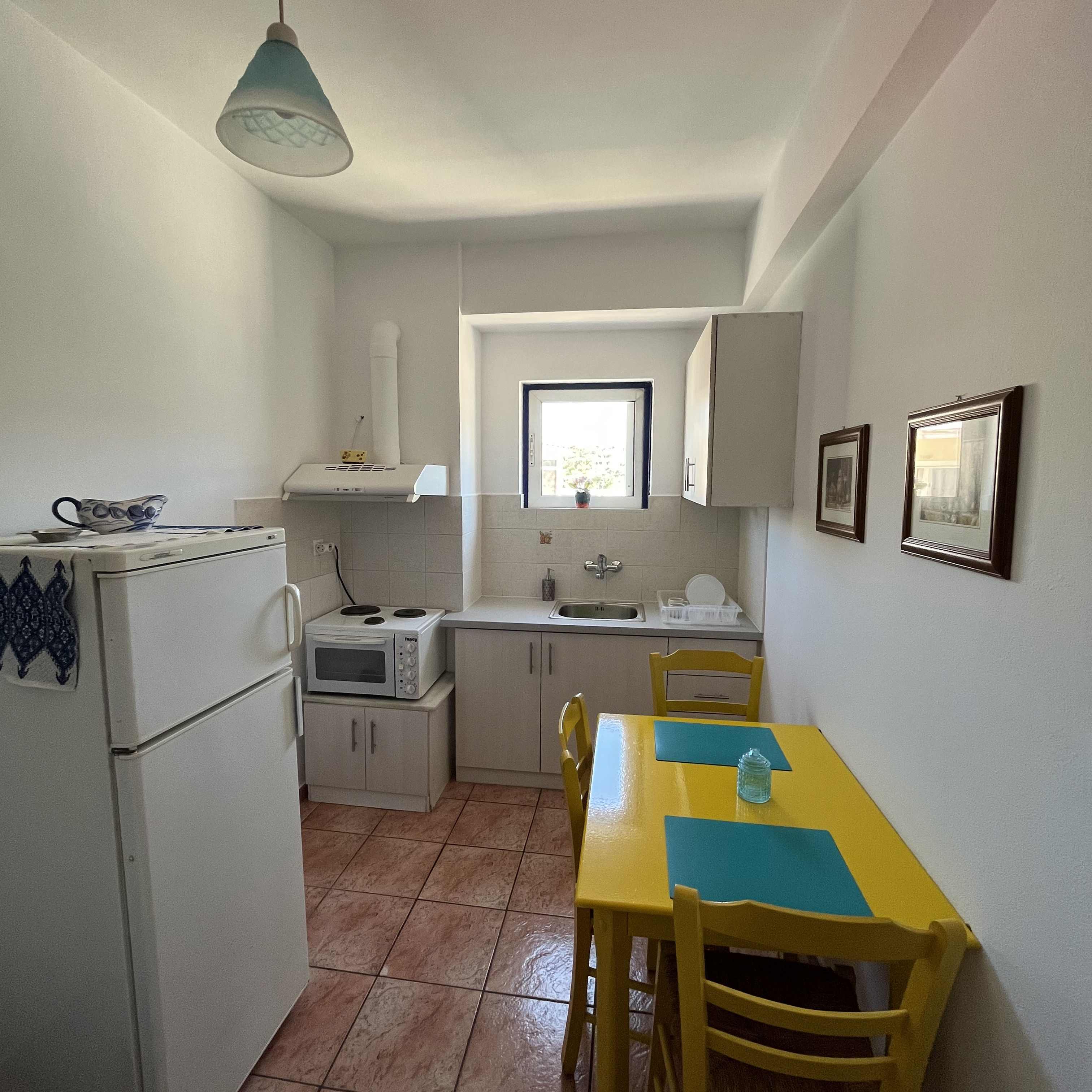 aquablueKitchen1