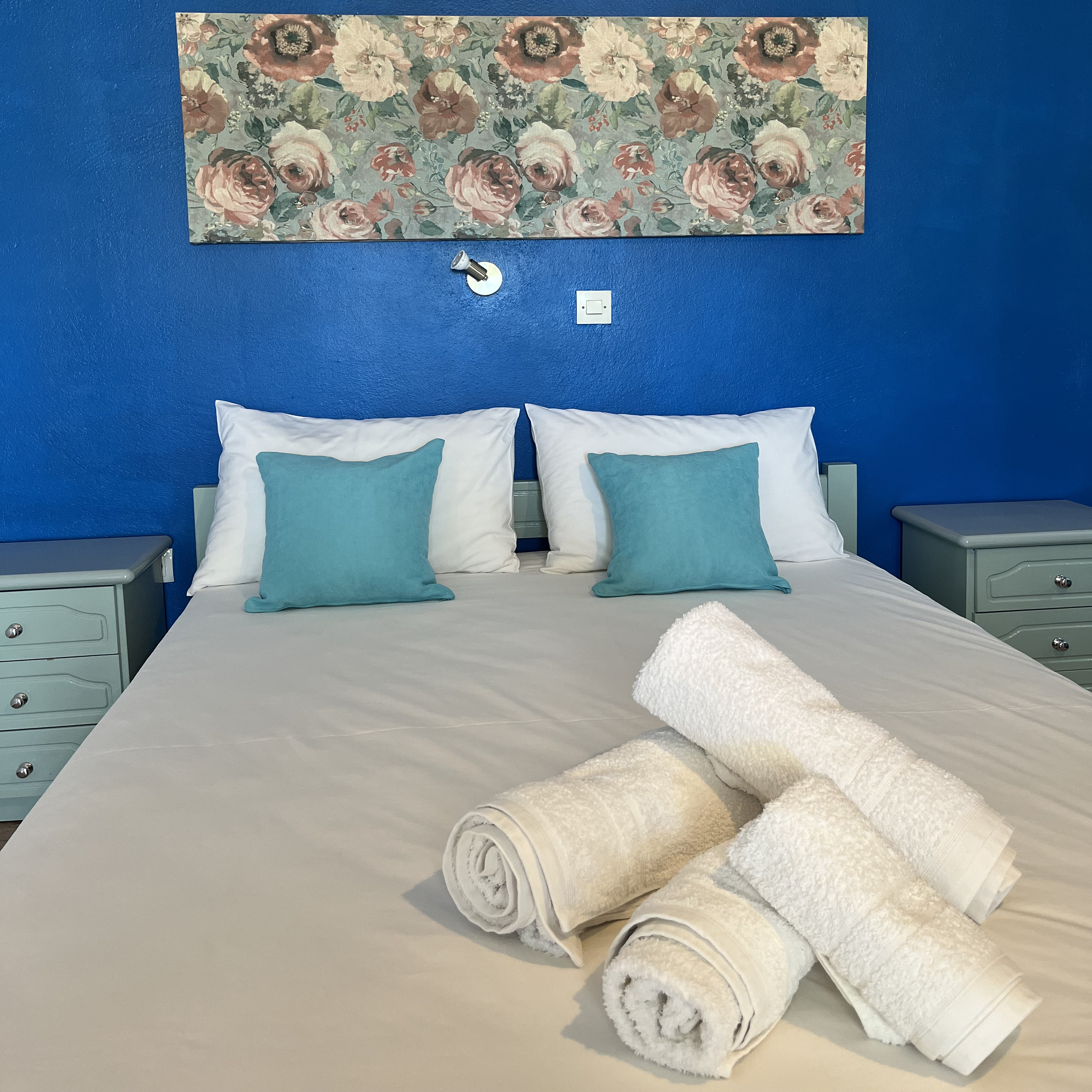 SunsetViewBed2
